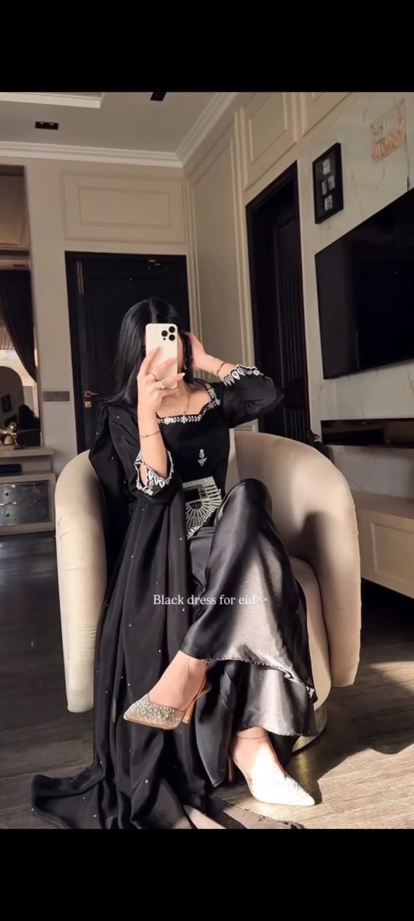 BLACK DRESS 1023
